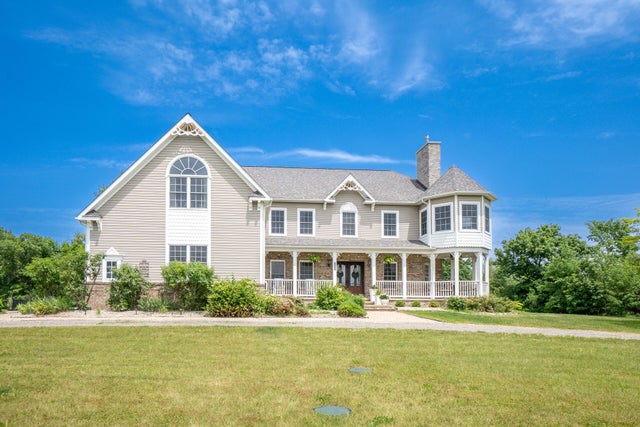 5050 Pleasant Lake Road, Lodi township