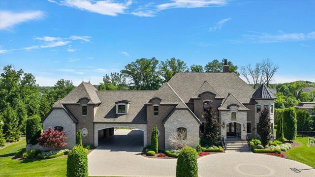 1988 Christenbury Court, Rochester Hills city