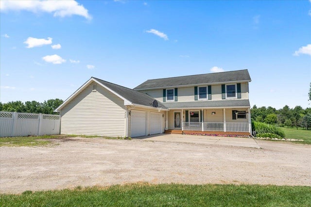 7350 N Territorial Road, Webster township