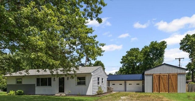 10965 Bunton Road, Augusta charter township
