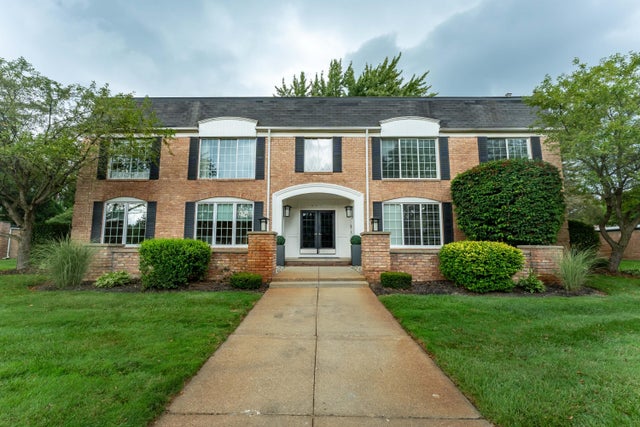 150 E Long Lake Road Unit: 5, Bloomfield Hills city