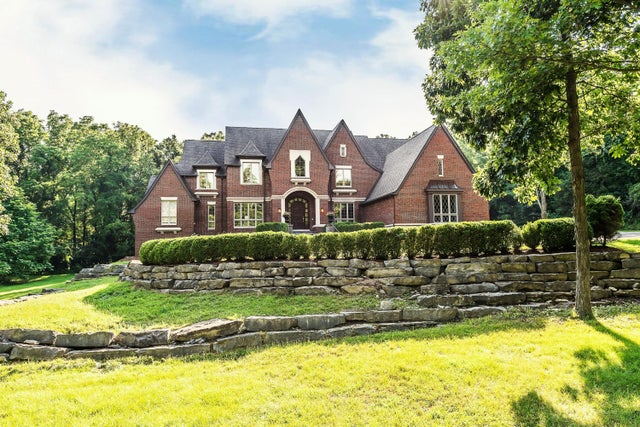 3250 Oak Hollow Drive, Scio township