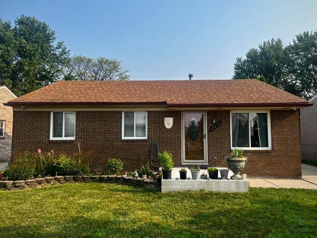 13429 Zagaiski Avenue, Warren city
