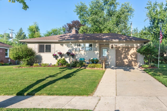 16865 Five Points Street, Redford charter township