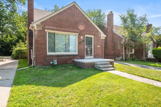 8882 Warwick Street, Detroit city