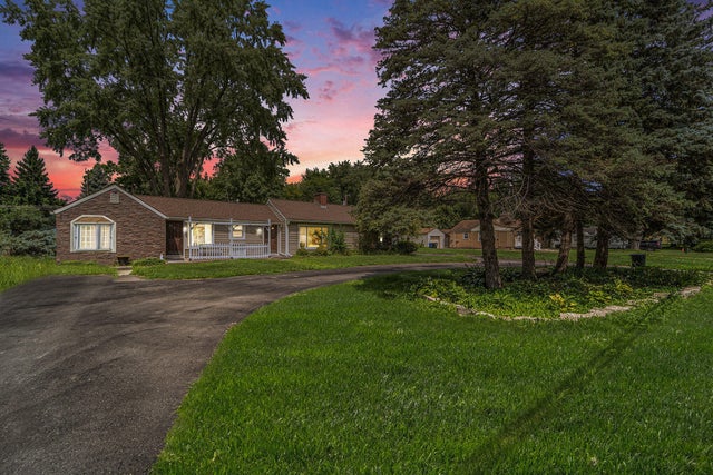 27030 W 6 Mile Road, Redford charter township