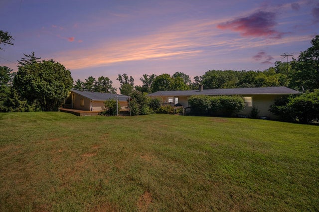 7109 Lake Shore Drive, Dexter township