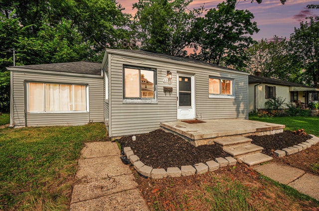 22903 Power, Farmington city