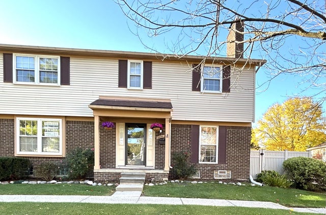 21053 E Glen Haven Circle, Novi city