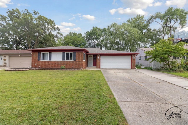 39846 Karola Drive, Sterling Heights city