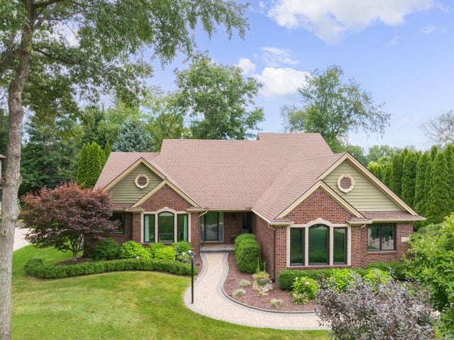 1120 American Elm Street, Orion charter township