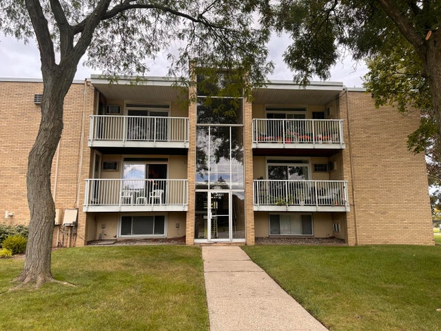4921 N Crooks Road Unit: N-10, Royal Oak city
