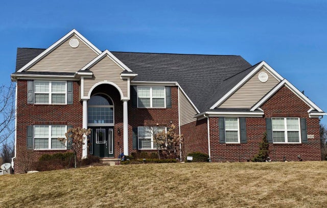 9626 Valley View Court, York charter township