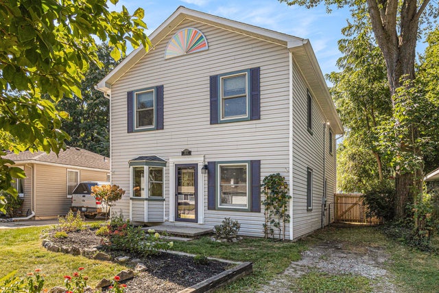 8537 2nd Street, Dexter township