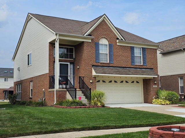 29870 Lacy Drive, Westland city