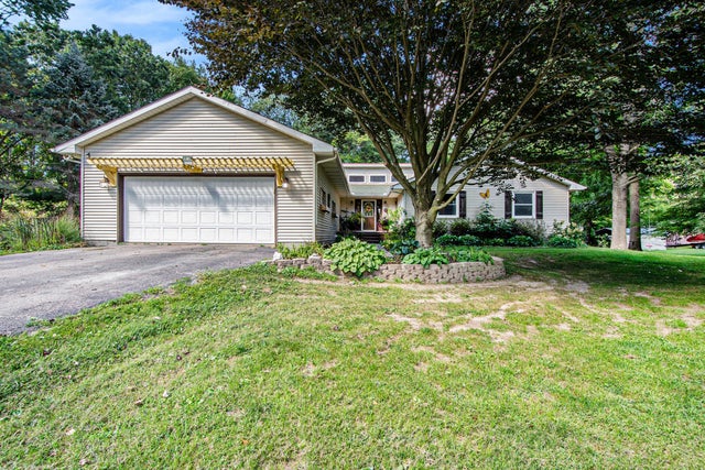 7715 Marquis Drive, Webster township