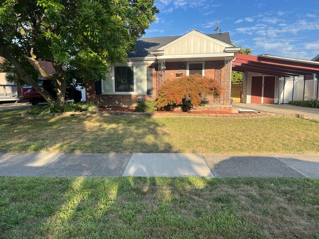 1116 Symes Court, Royal Oak city