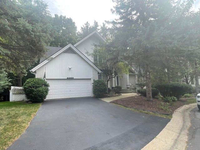 6289 Lindsay Court, West Bloomfield charter township
