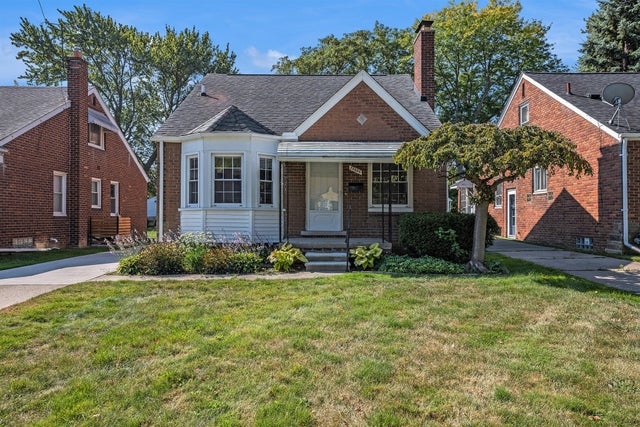 20886 Hunt Club Drive, Harper Woods city
