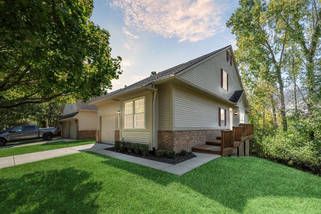 30861 Centennial Drive, Novi city
