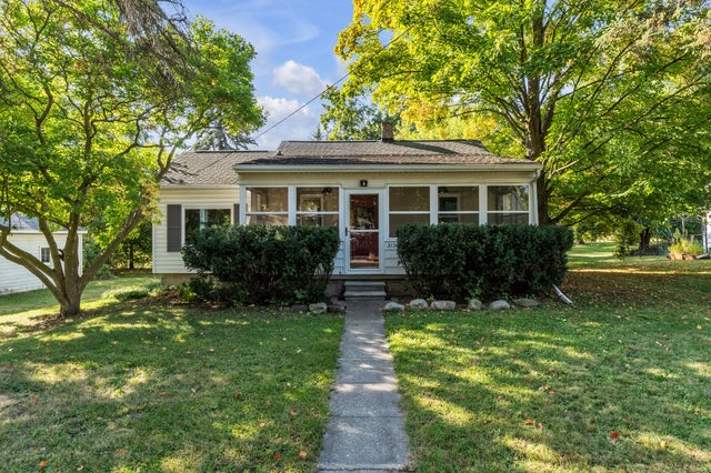 313 Maple Street, Howell city