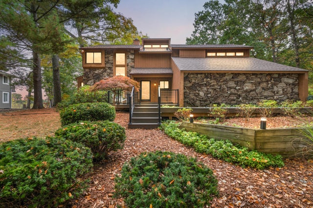 4893 Canyon Oaks Drive, Brighton township