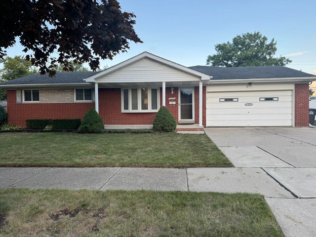 9883 Roosevelt, Taylor city