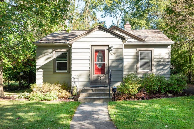 2432 Harding Avenue, Ypsilanti charter township