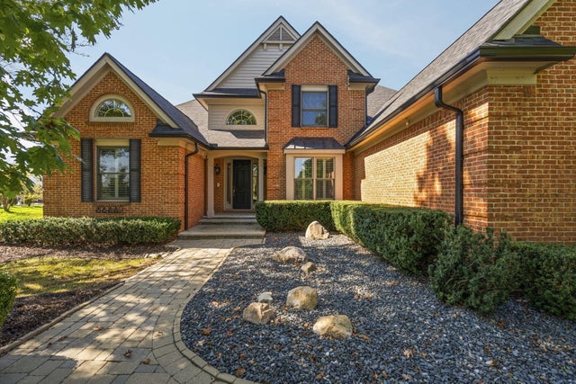 6411 Lapham Court, Salem township