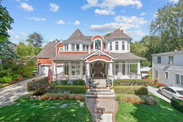 744 Thayer Boulevard Boulevard, Northville city