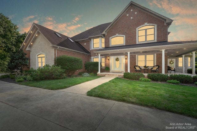 5557 Cobble Lane, Webster township
