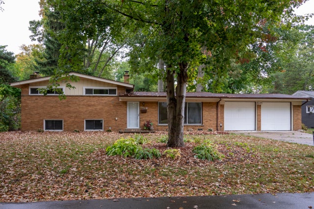 46254 Custer Avenue, Utica city