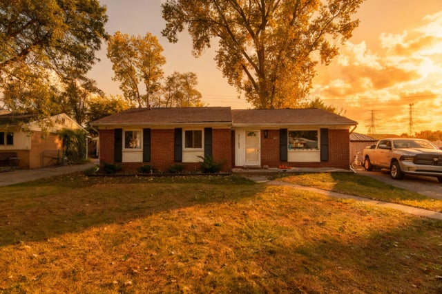 42107 Lincoln Street, Van Buren charter township