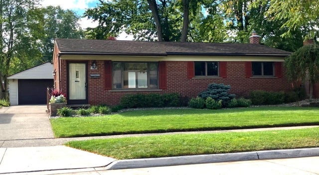 35619 Dover Street, Livonia city