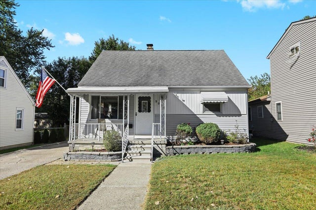 9081 Louise Street, Livonia city