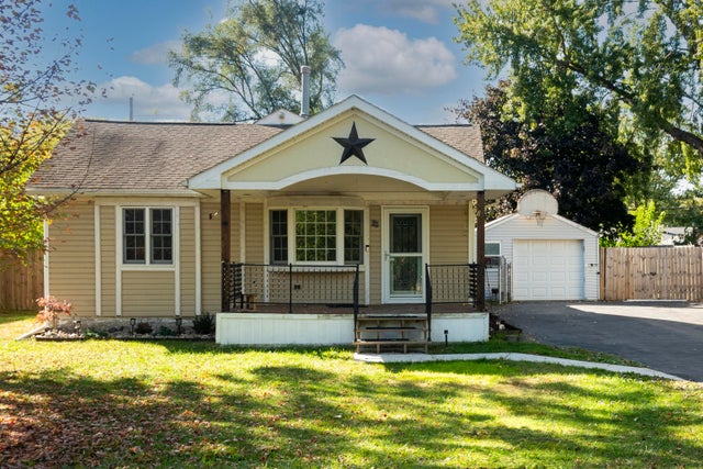 85 Doremus Avenue, Waterford charter township
