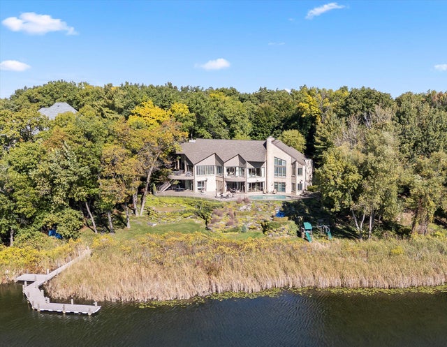 1735 Heron Ridge Drive, Bloomfield charter township