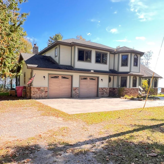 4442 N Lake Shore Drive, Unknown City