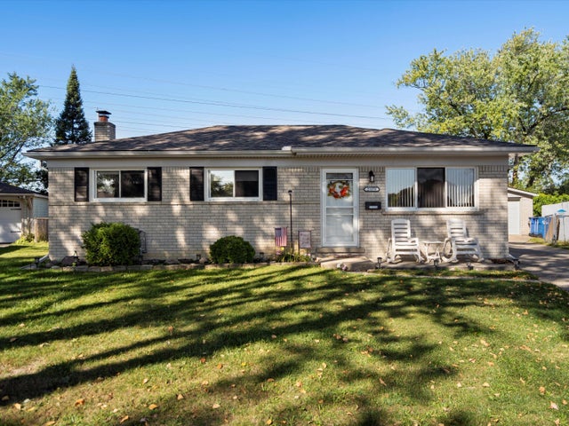 29379 Newport Drive, Warren city