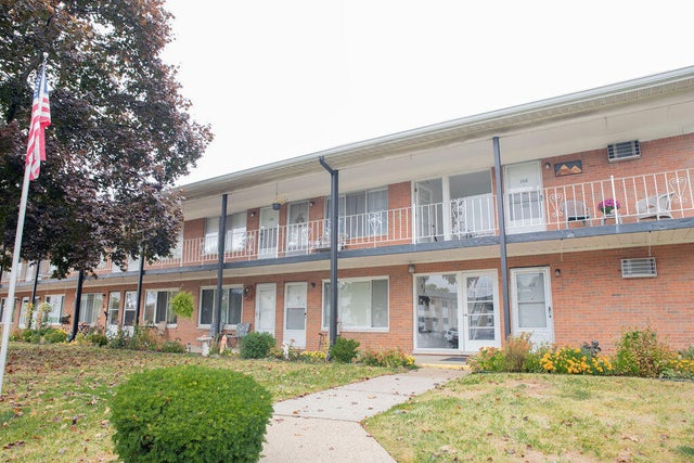 2121 Clawson Avenue Unit: 205, Royal Oak city