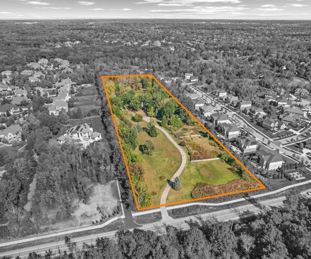 48000 Eight Mile W, Novi city