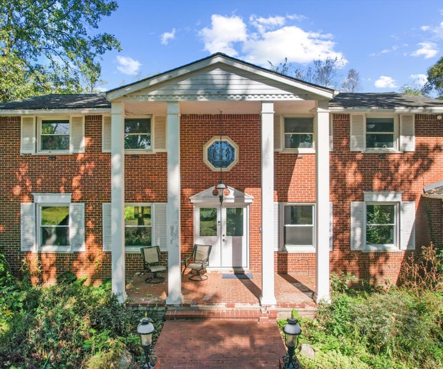 48000 Eight Mile W, Novi city