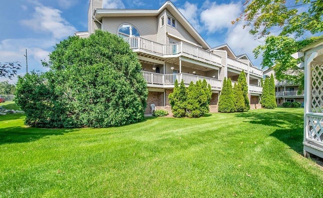 21082 Boulder Circle, Northville city