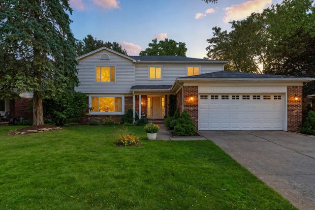 45812 Bartlett Drive, Canton charter township