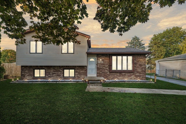 8039 Cortez Drive, Brighton township