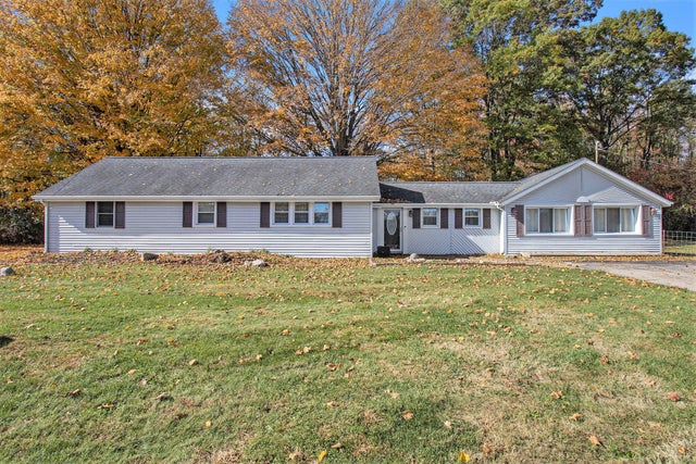 5312 Seymour Road, Leoni township