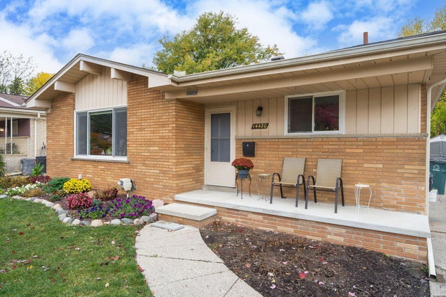 14420 Vernon Street, Oak Park city