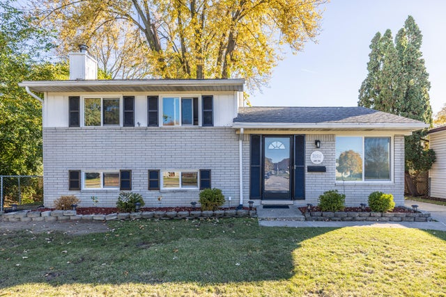 30501 Joy Road, Westland city