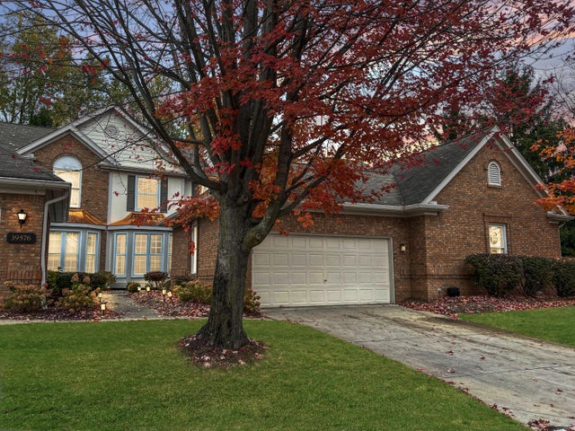 39574 Village Run Drive, Northville township