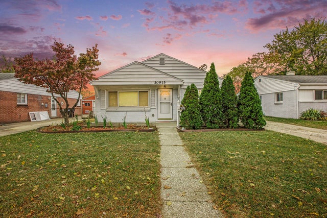 30915 Cherry Hill Road, Westland city